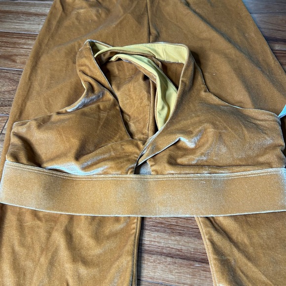 Fabletics Velour Outfit Set Top and Leggings Criss Cross Back Gold Athleisure - Picture 3 of 10